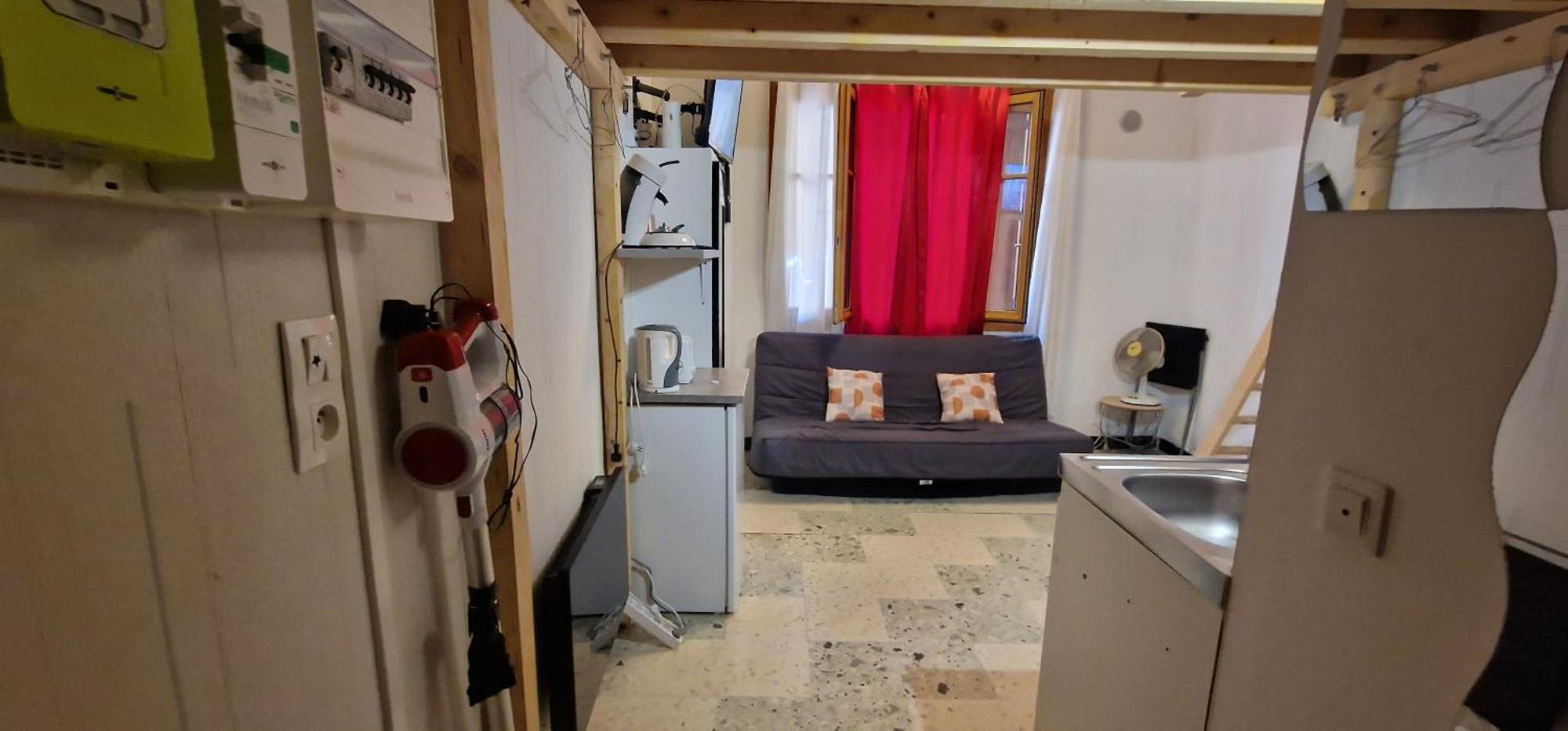 Beau Studio En Centre Ville Narbonne Exterior foto