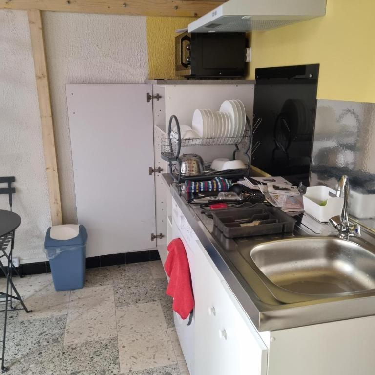 Beau Studio En Centre Ville Narbonne Exterior foto